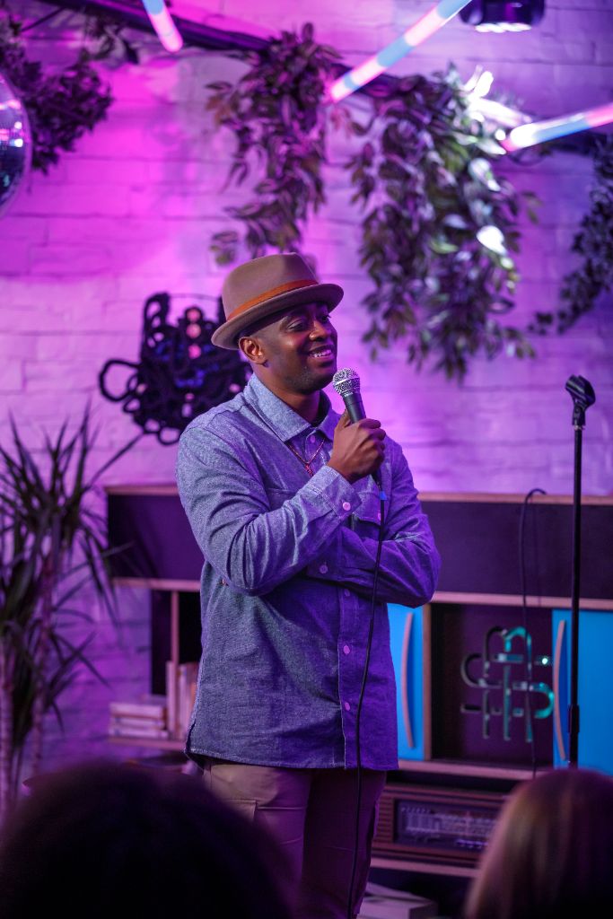 Show Stand-up Corporate